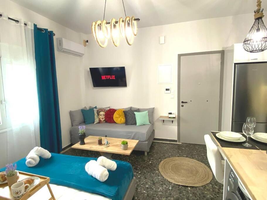 Artzy Petit Apartment Close To The Center Ираклион Экстерьер фото