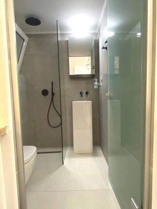 Artzy Petit Apartment Close To The Center Ираклион Экстерьер фото