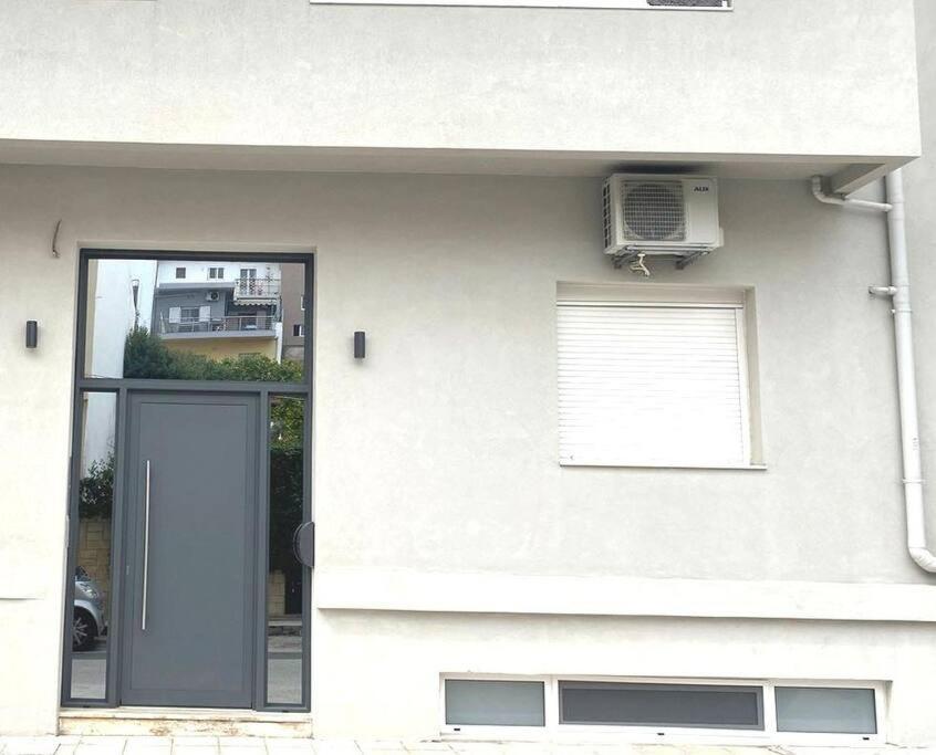 Artzy Petit Apartment Close To The Center Ираклион Экстерьер фото