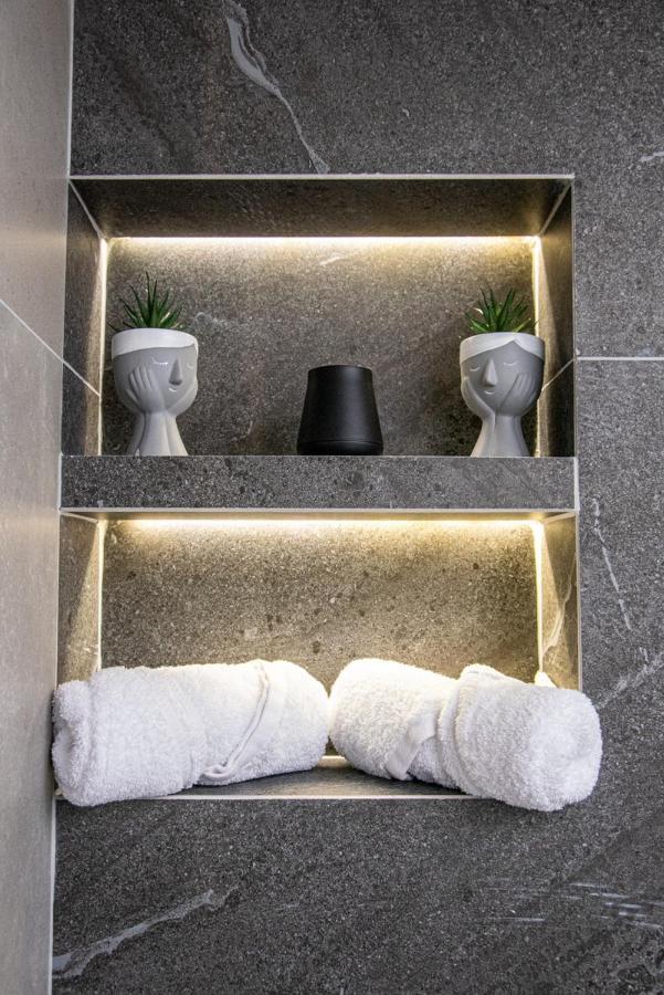 Artzy Petit Apartment Close To The Center Ираклион Экстерьер фото